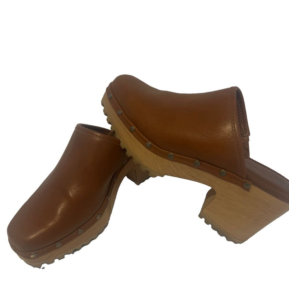 Time And Tru Mules Faux Leather Size 8 Brown 3.5” Heel Boho Chic Cowgirl Chic
